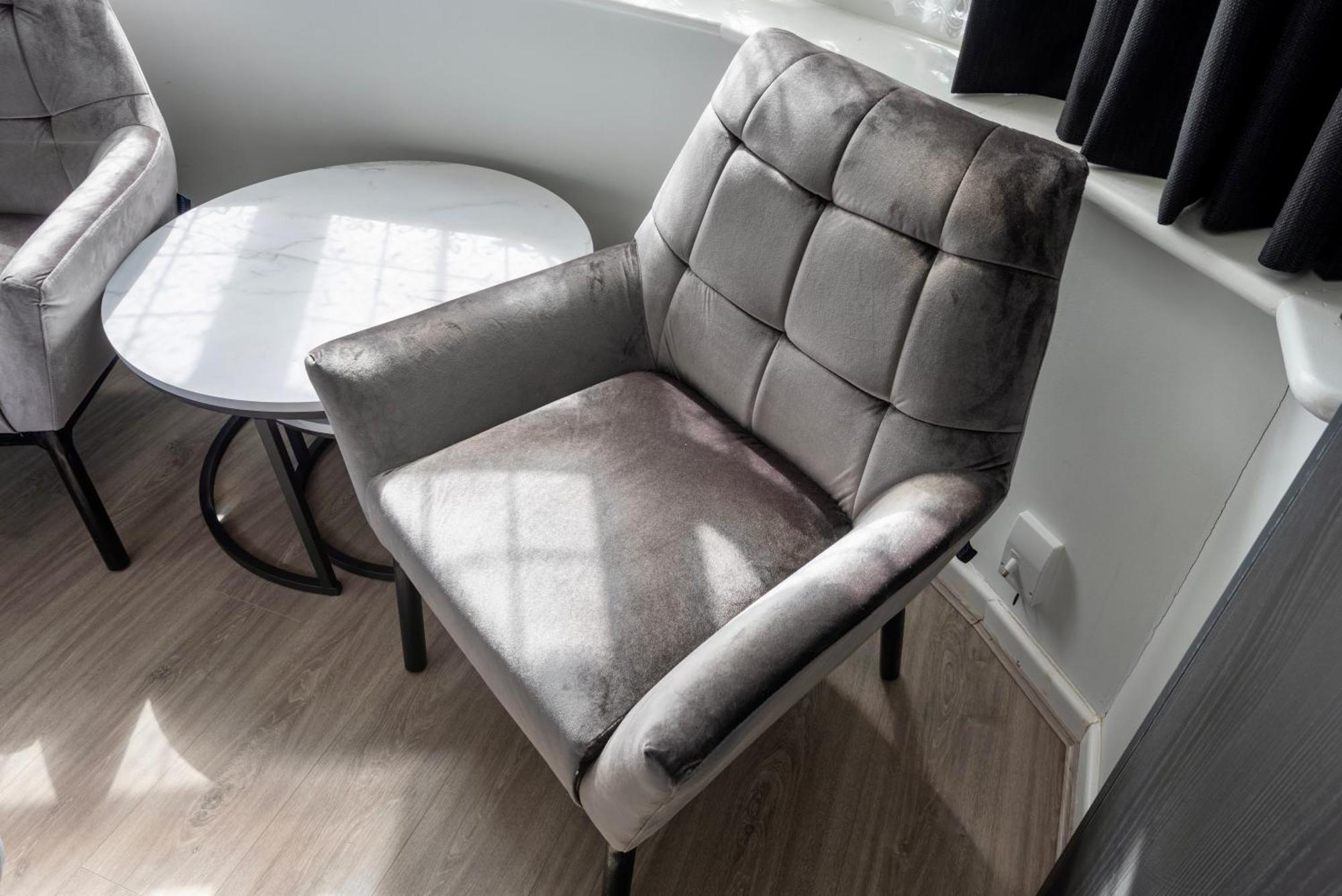 Single Room In Brand New 5 Bedroom Home BW Room 2 Solihull Esterno foto